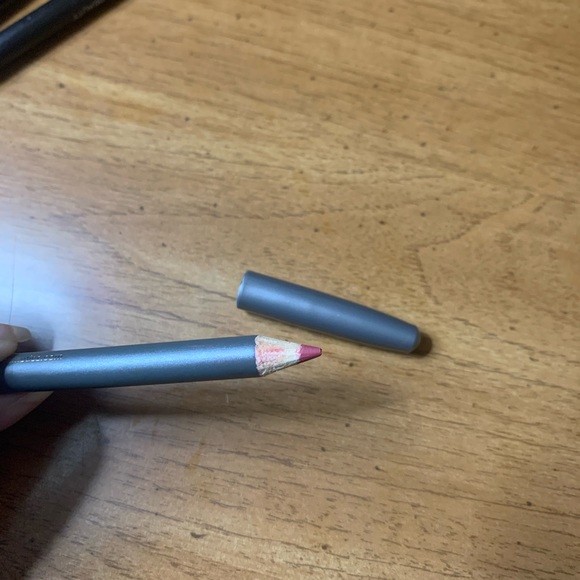 ❗️SOLD❗️💄 KAB Cosmetics Lip Liner💄 - Picture 3 of 4